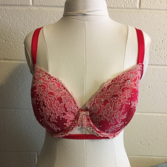 32ddd bra bundle - Picture 2 of 3